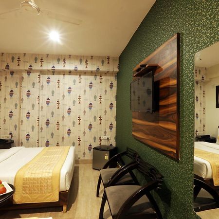 نيودلهي Hotel Green Plaza At Airport المظهر الخارجي الصورة