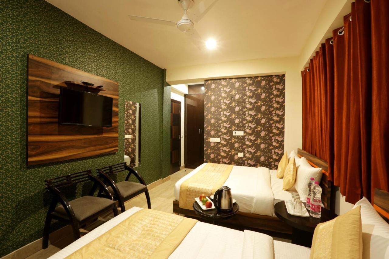 نيودلهي Hotel Green Plaza At Airport المظهر الخارجي الصورة